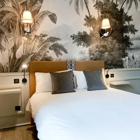 Pruly Centre Hotel