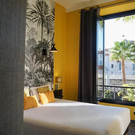Hotel Pruly Centre